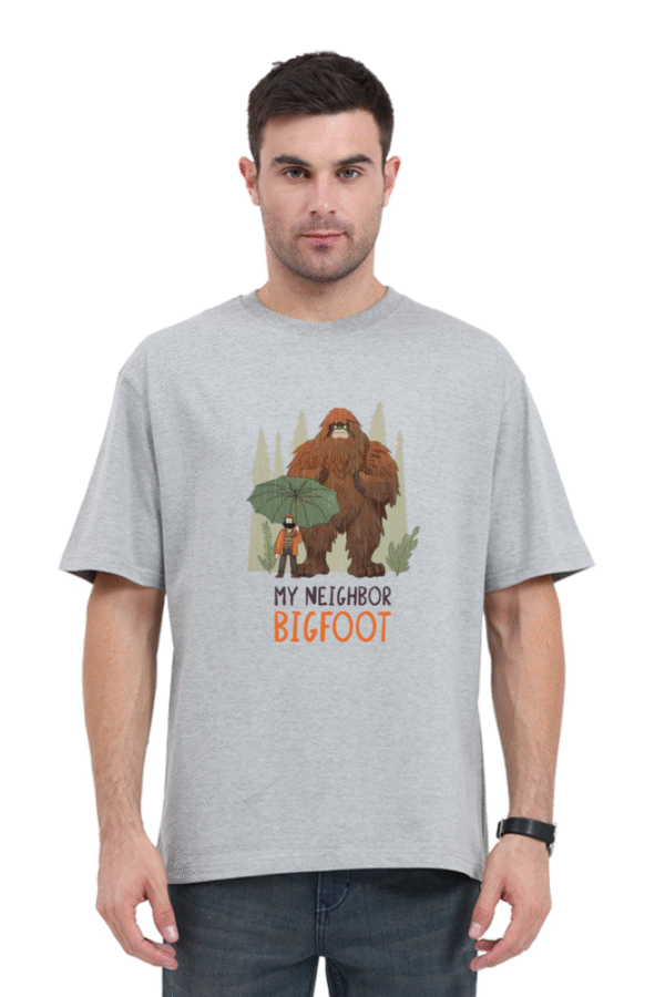My Neighbor Bigfoot |Oversize T-shirt